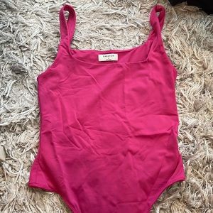 Aritzia babaton bodysuit size medium in pink
